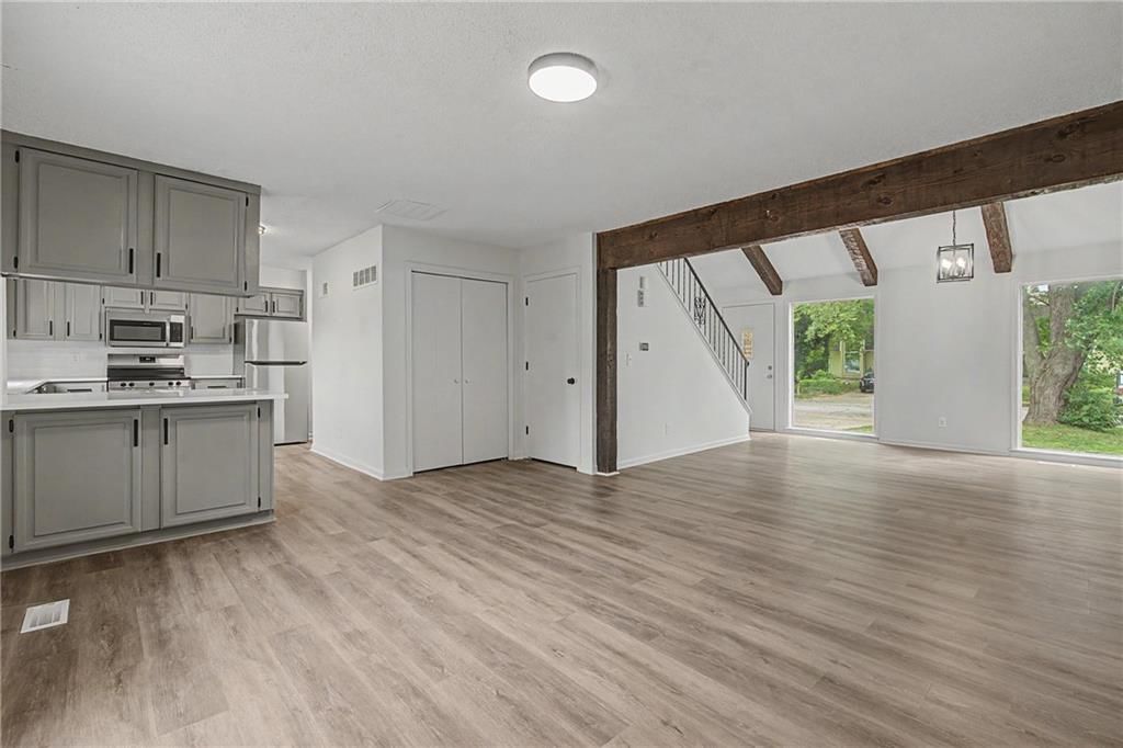 7232 N Askew Avenue — photo 9