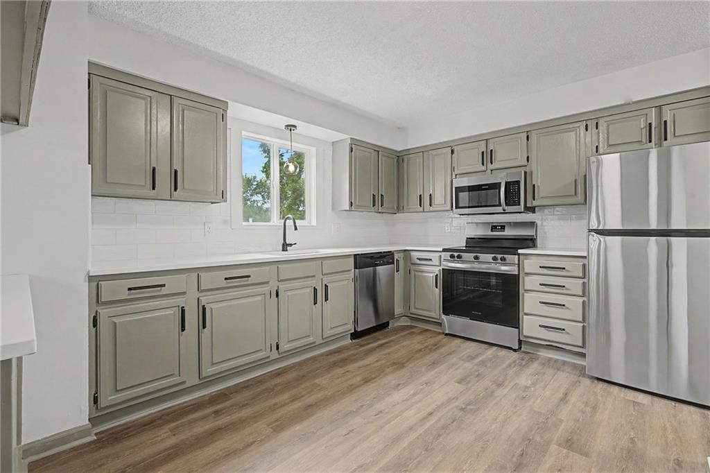 7232 N Askew Avenue — photo 10