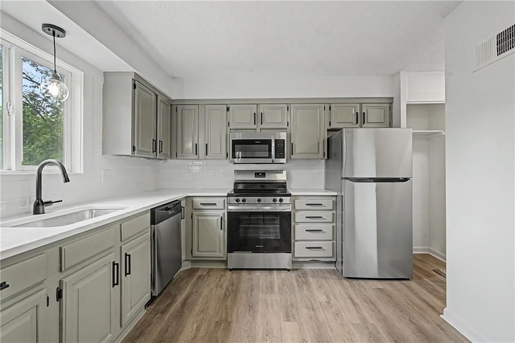 7232 N Askew Avenue — photo 12