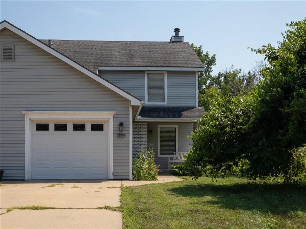 929 Christie Court — photo 1
