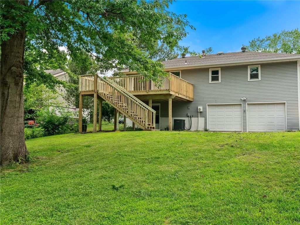 1229 Michele Drive — photo 4