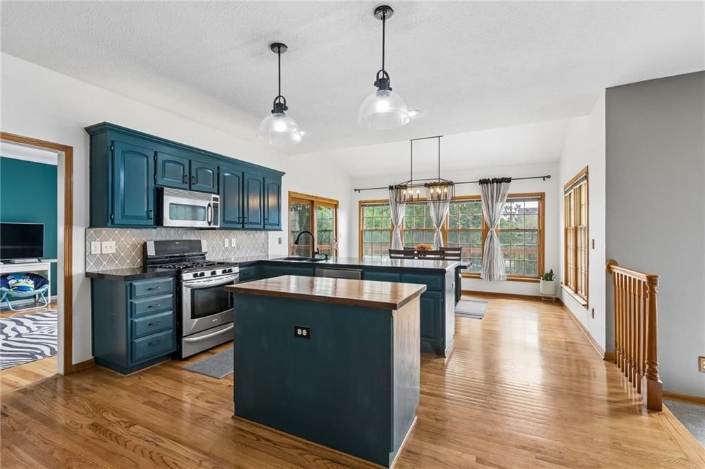 12823 Perry st Street — photo 9
