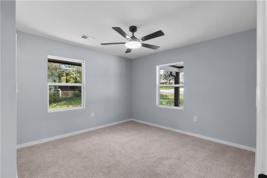 4535 Waverly Avenue — photo 9