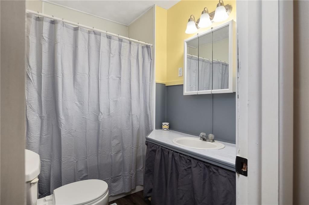 3326 Lafayette Street — photo 9