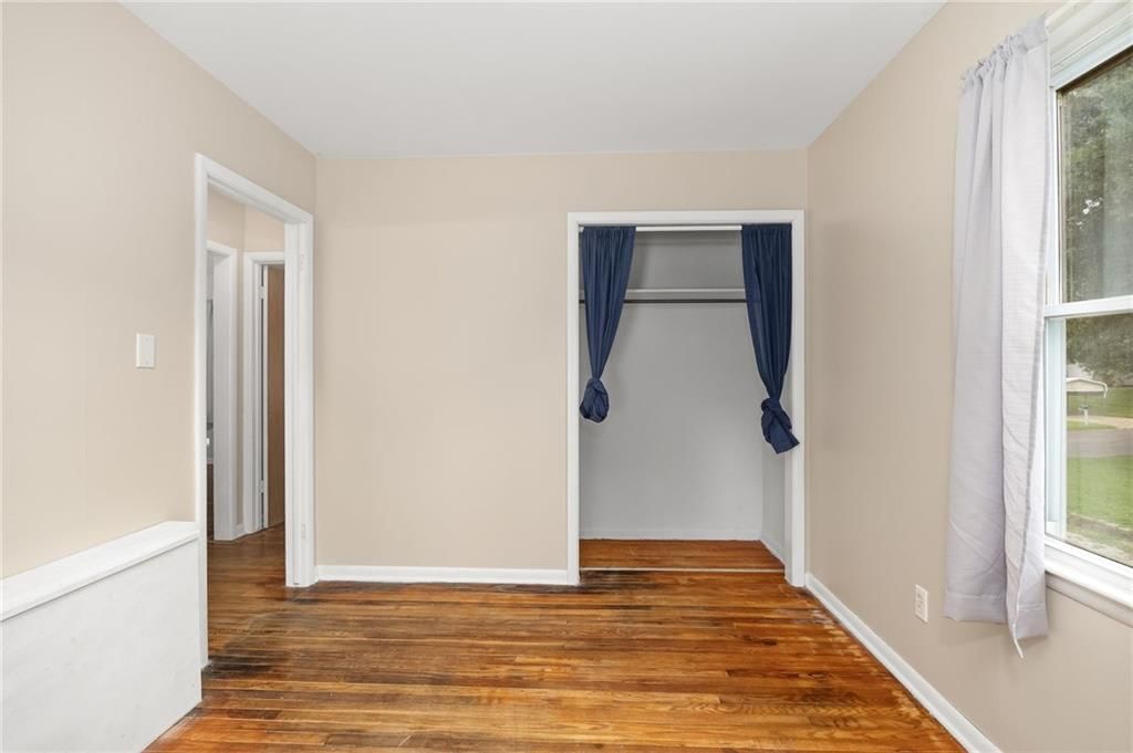 3326 Lafayette Street — photo 11