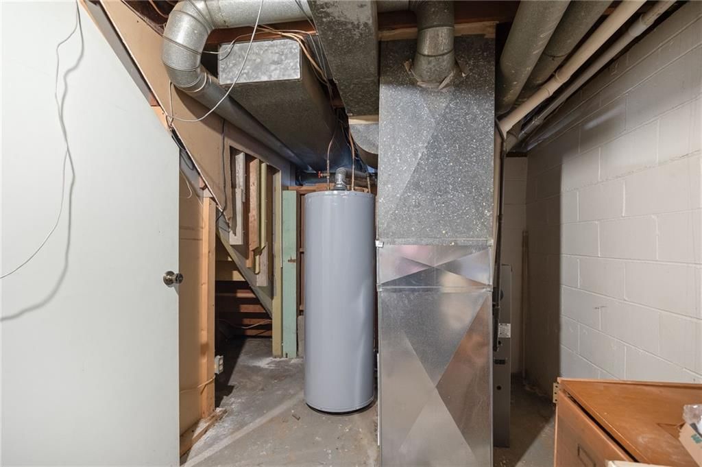 3326 Lafayette Street — photo 20