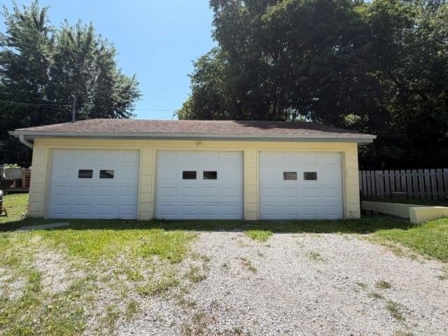 3326 Lafayette Street — photo 23