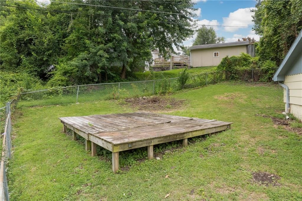 3326 Lafayette Street — photo 25