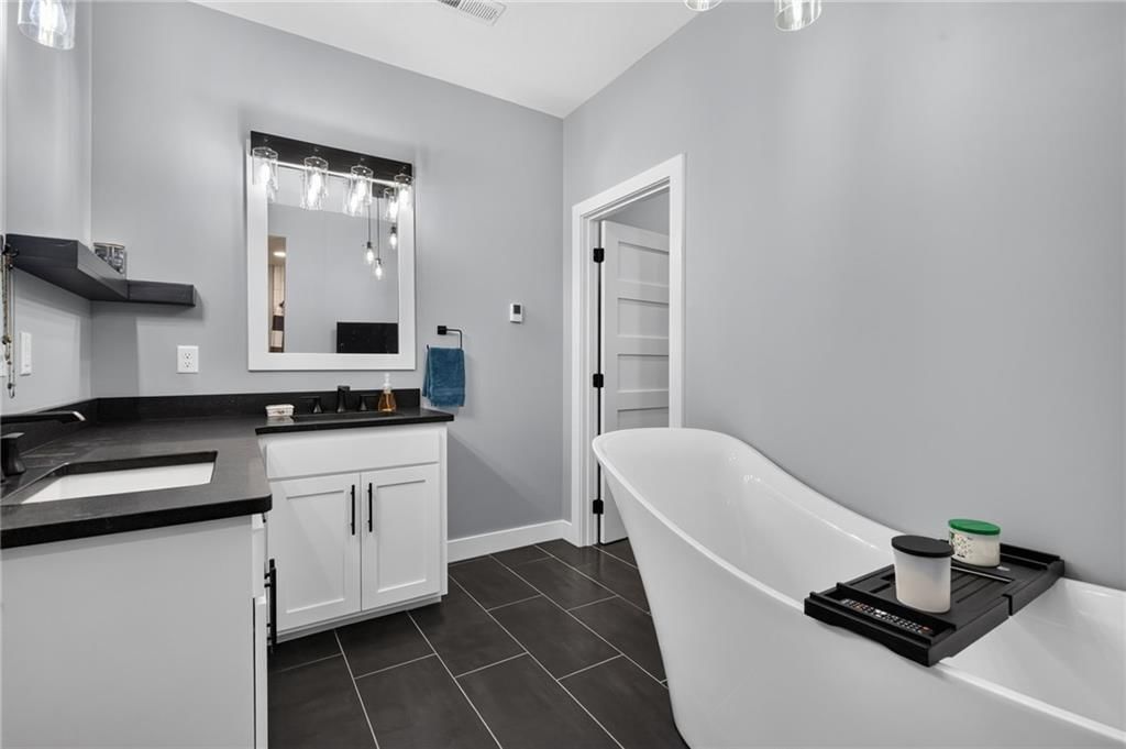 10782 Starr School Road — photo 17