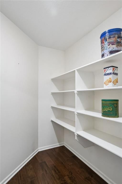 10533 N Randolph Avenue — photo 15