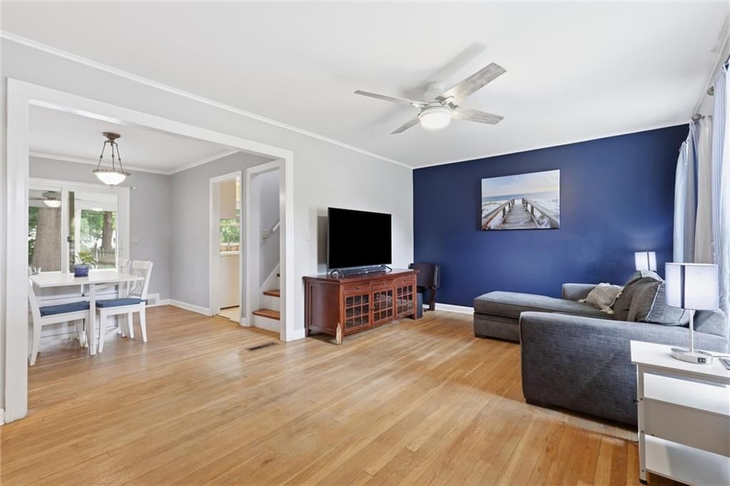 5310 Russell Street — photo 4