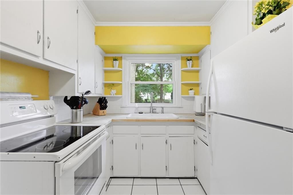 5310 Russell Street — photo 10