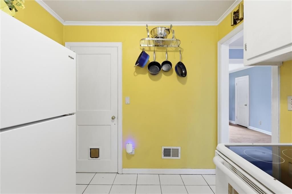 5310 Russell Street — photo 12