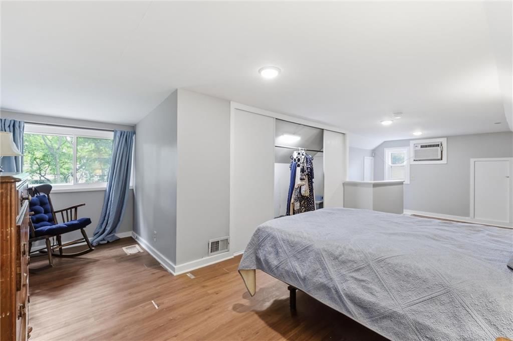 5310 Russell Street — photo 22