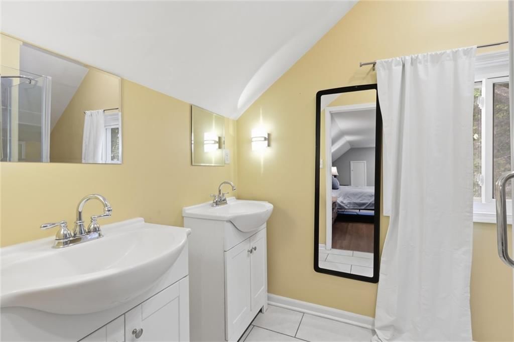 5310 Russell Street — photo 24