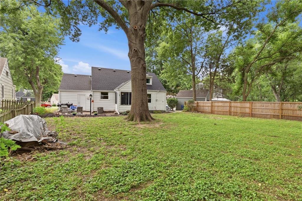 5310 Russell Street — photo 28