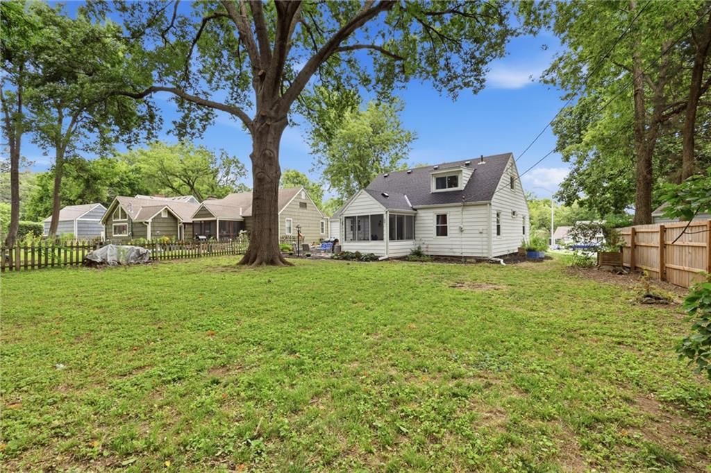 5310 Russell Street — photo 29