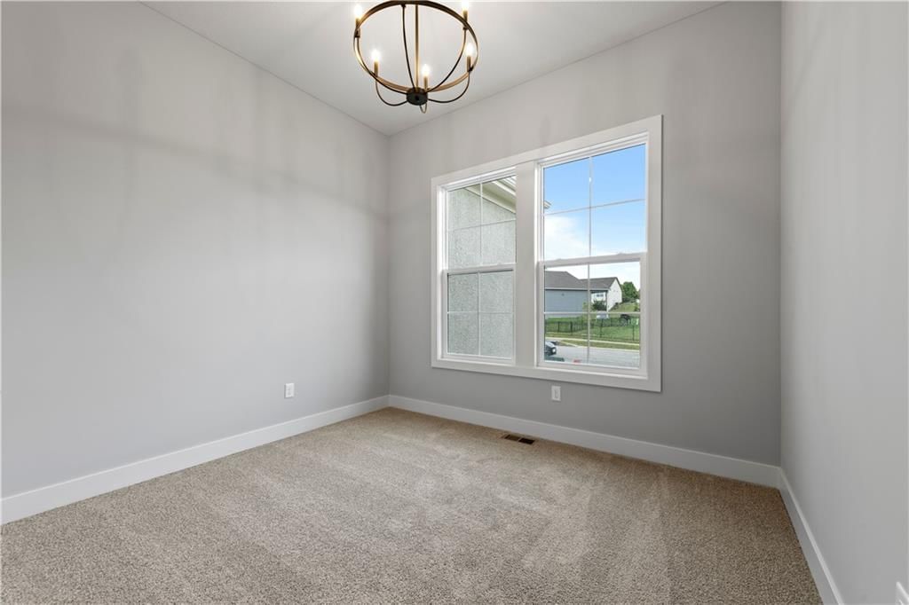 1608 SW Arbor Park Drive — photo 5