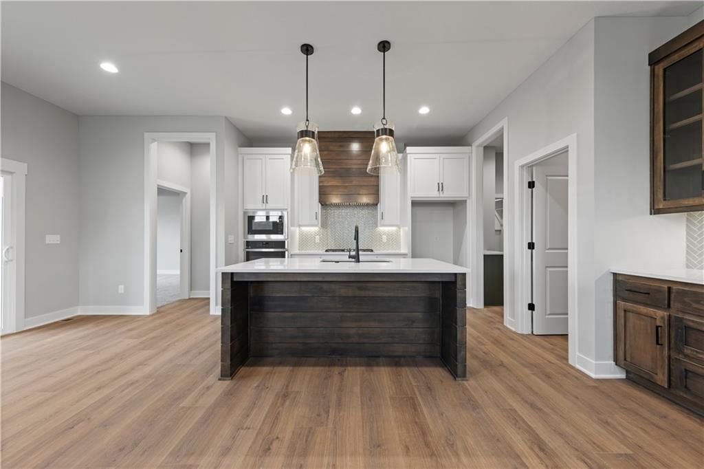 1608 SW Arbor Park Drive — photo 9