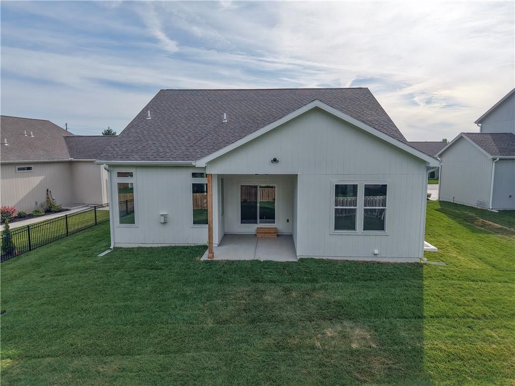 1608 SW Arbor Park Drive — photo 26