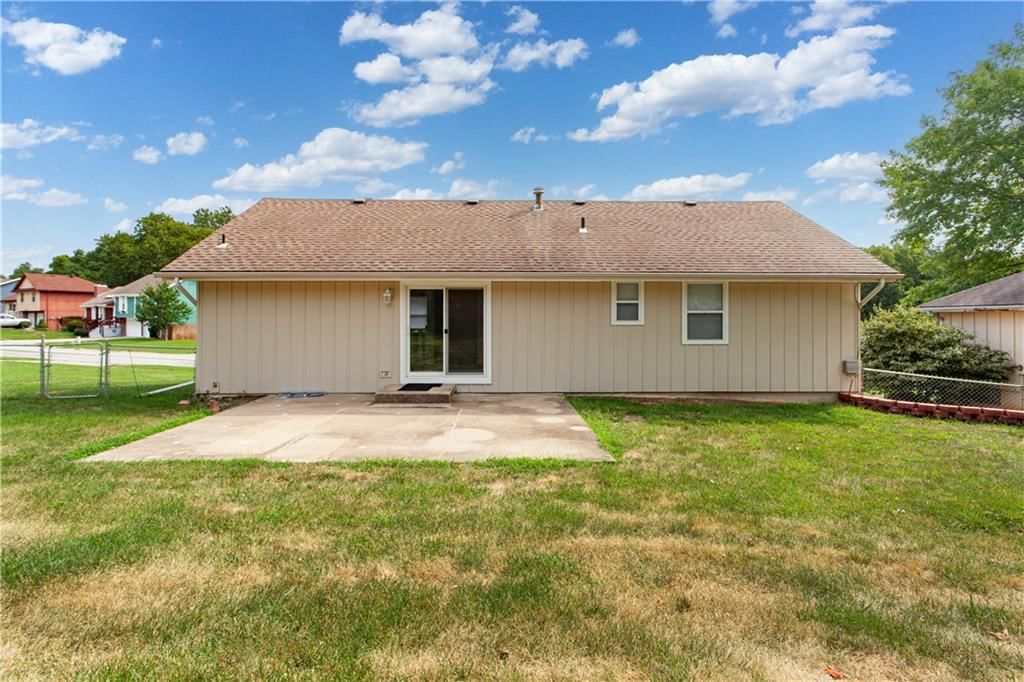 2404 Viking Drive — photo 7