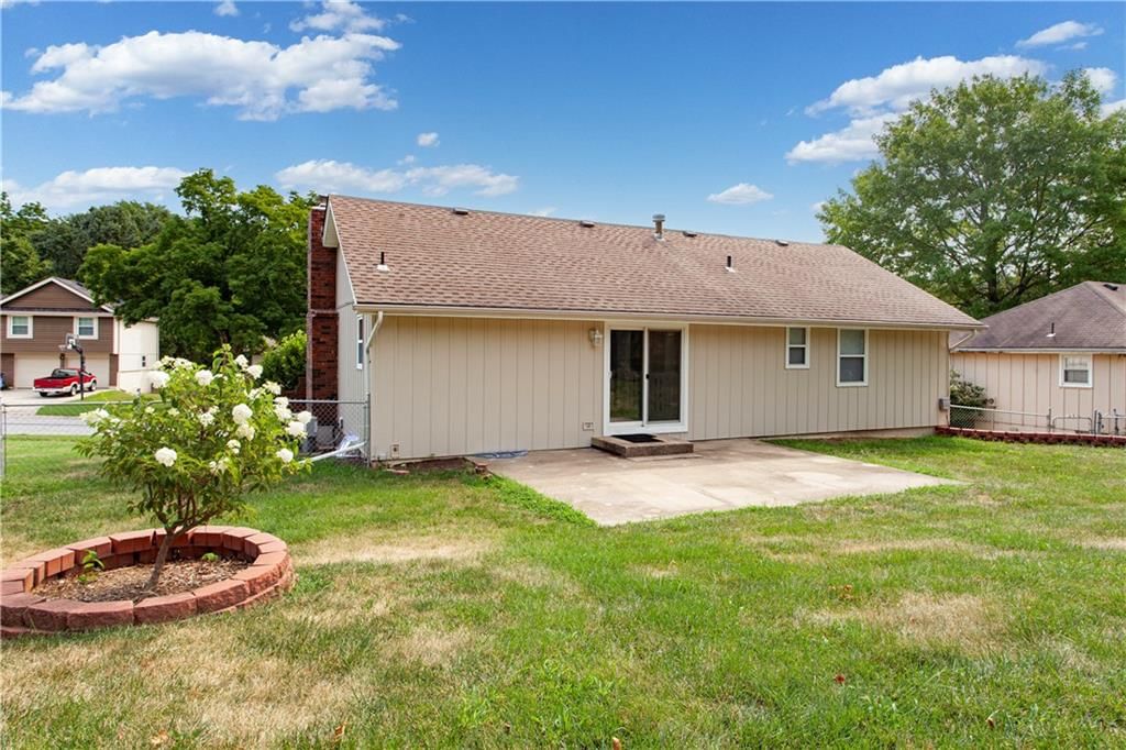 2404 Viking Drive — photo 8