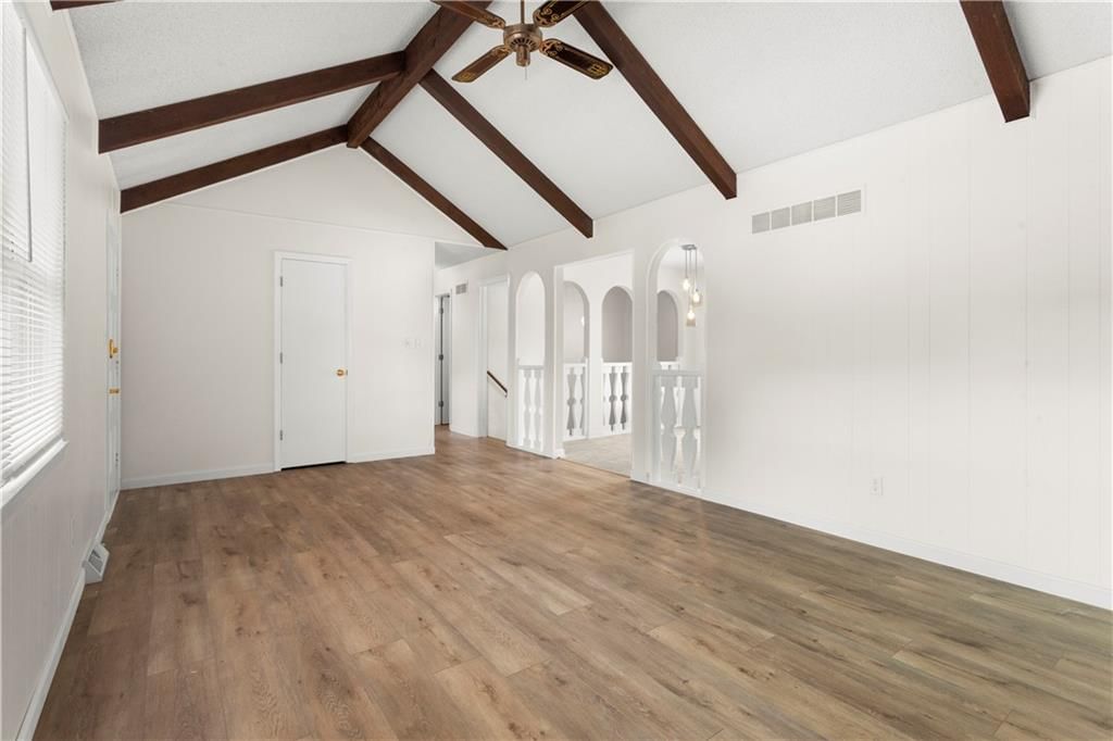 2404 Viking Drive — photo 12