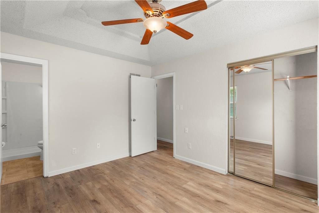 2404 Viking Drive — photo 21