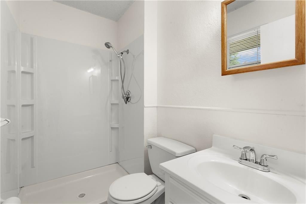 2404 Viking Drive — photo 22