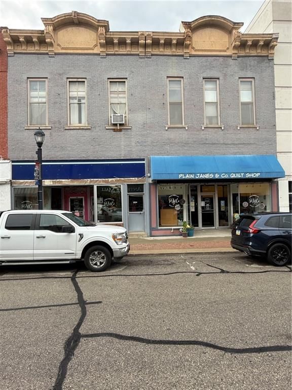 504 Delaware Street — photo 1