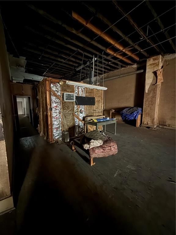 504 Delaware Street — photo 9