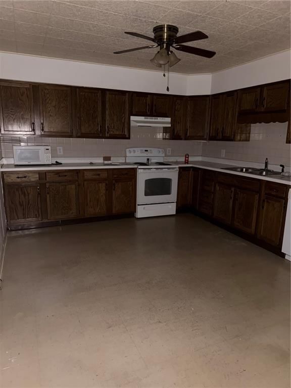 504 Delaware Street — photo 17