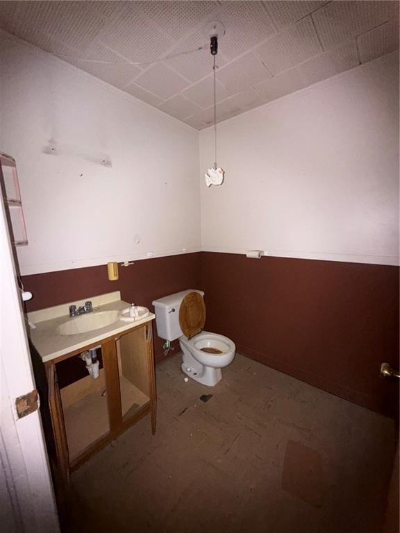 504 Delaware Street — photo 24