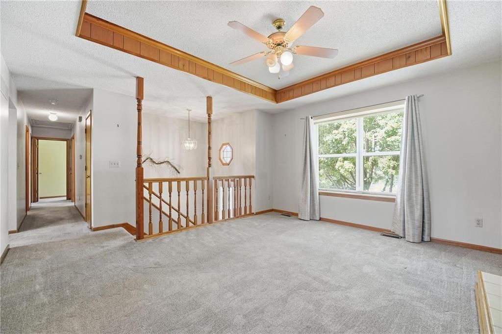 505 Blue Grass Drive — photo 9