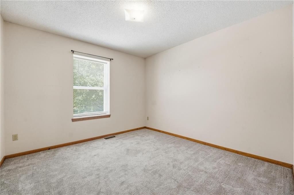 505 Blue Grass Drive — photo 22