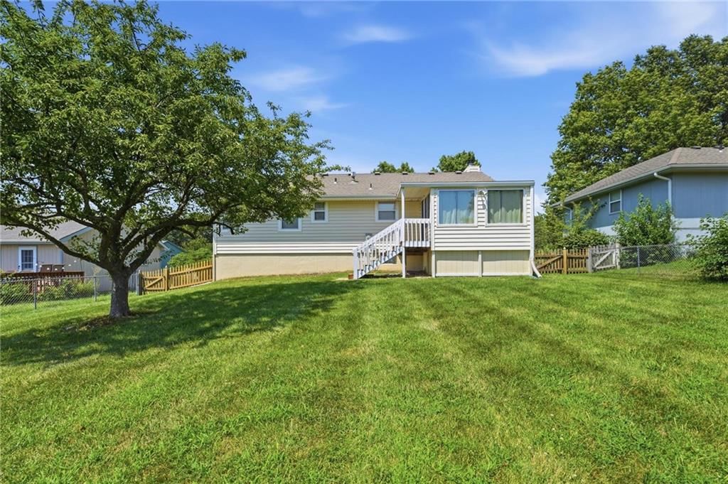 505 Blue Grass Drive — photo 38