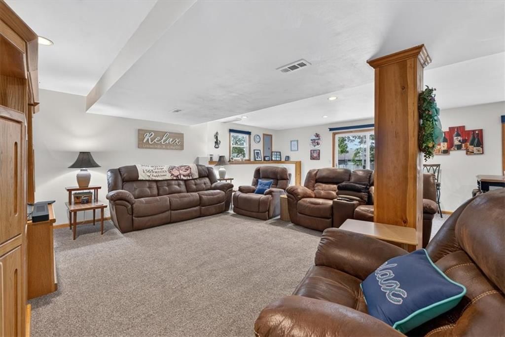 1650 N Sunset Street — photo 25