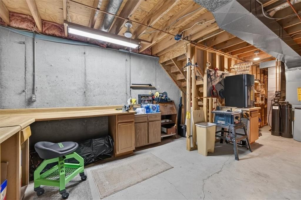 1650 N Sunset Street — photo 33