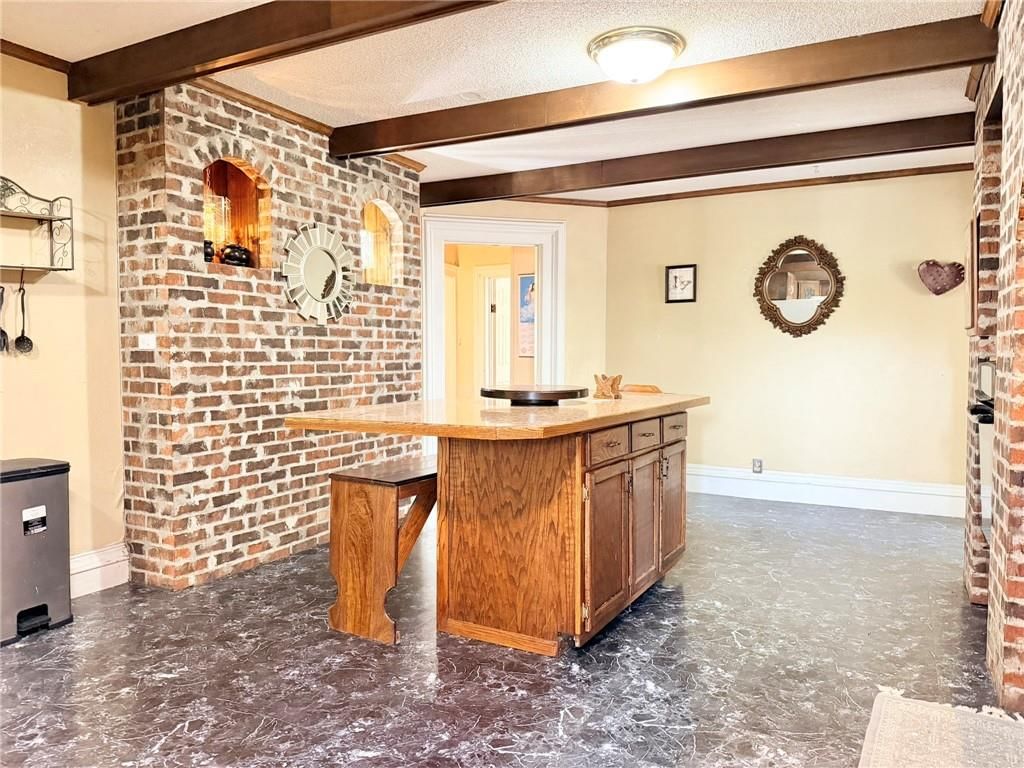 731 W 12th Street — photo 10