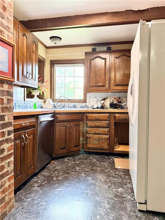 731 W 12th Street — photo 13