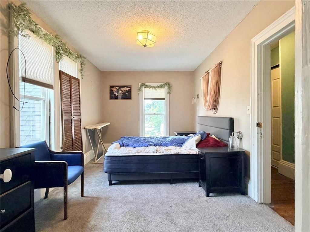 731 W 12th Street — photo 32