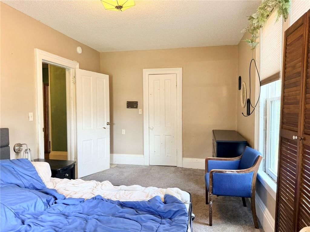 731 W 12th Street — photo 33