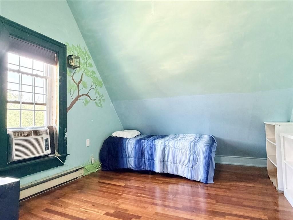 731 W 12th Street — photo 35