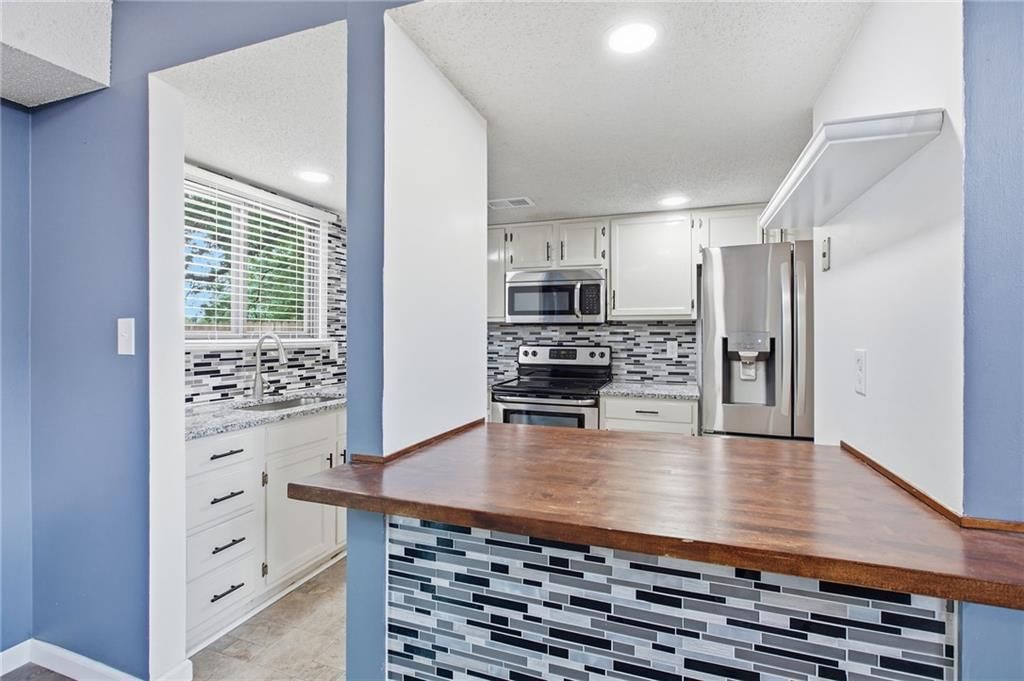 12735 W 109th Street — photo 20