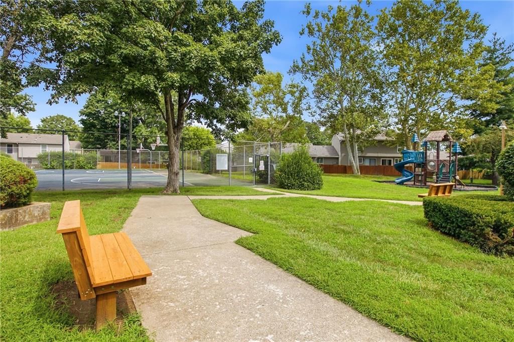 12735 W 109th Street — photo 37