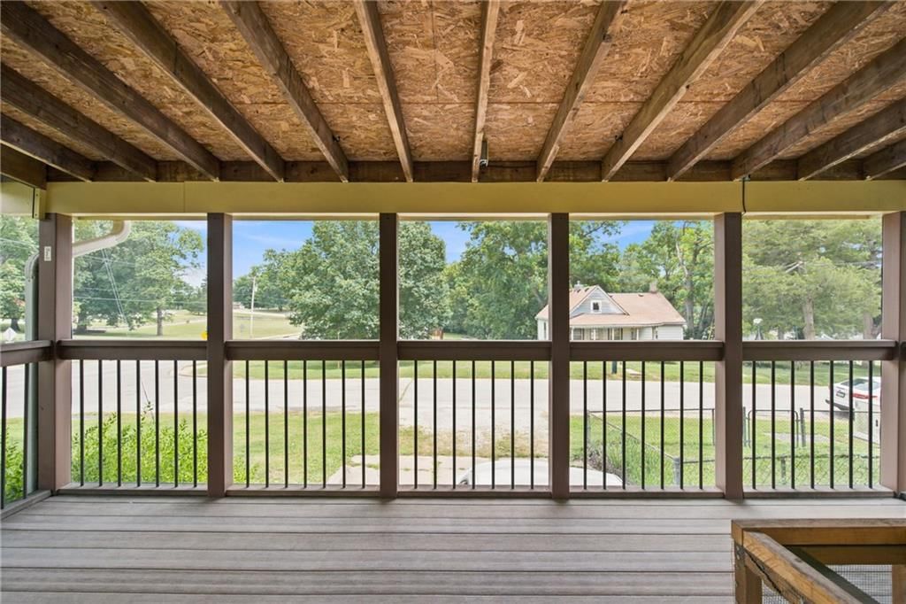 1403 Shawnee Street — photo 11