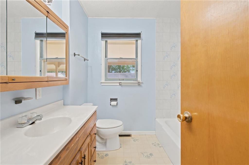 1403 Shawnee Street — photo 16
