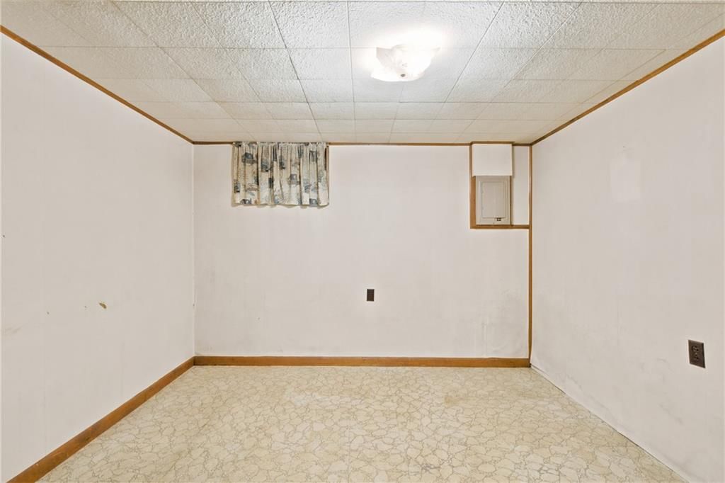 1403 Shawnee Street — photo 28