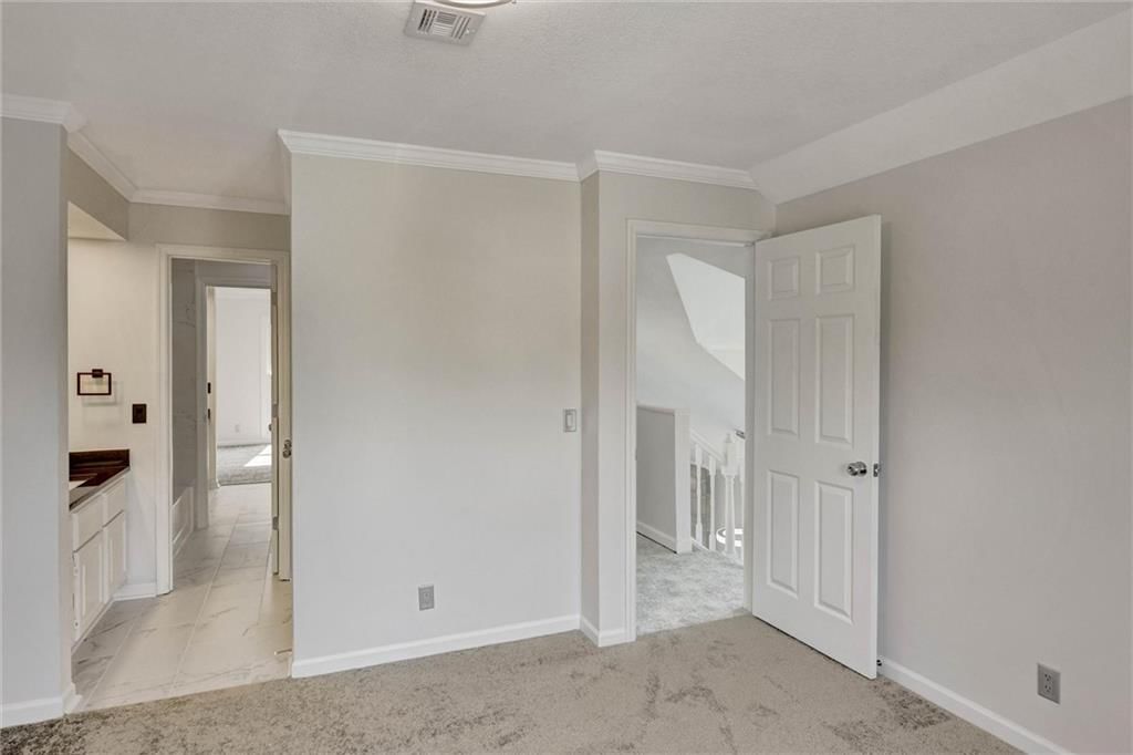 15105 Dearborn Street — photo 22