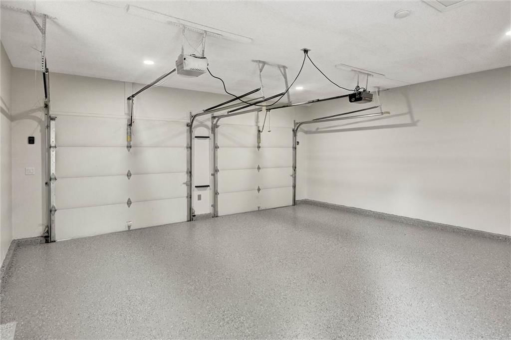 15105 Dearborn Street — photo 23